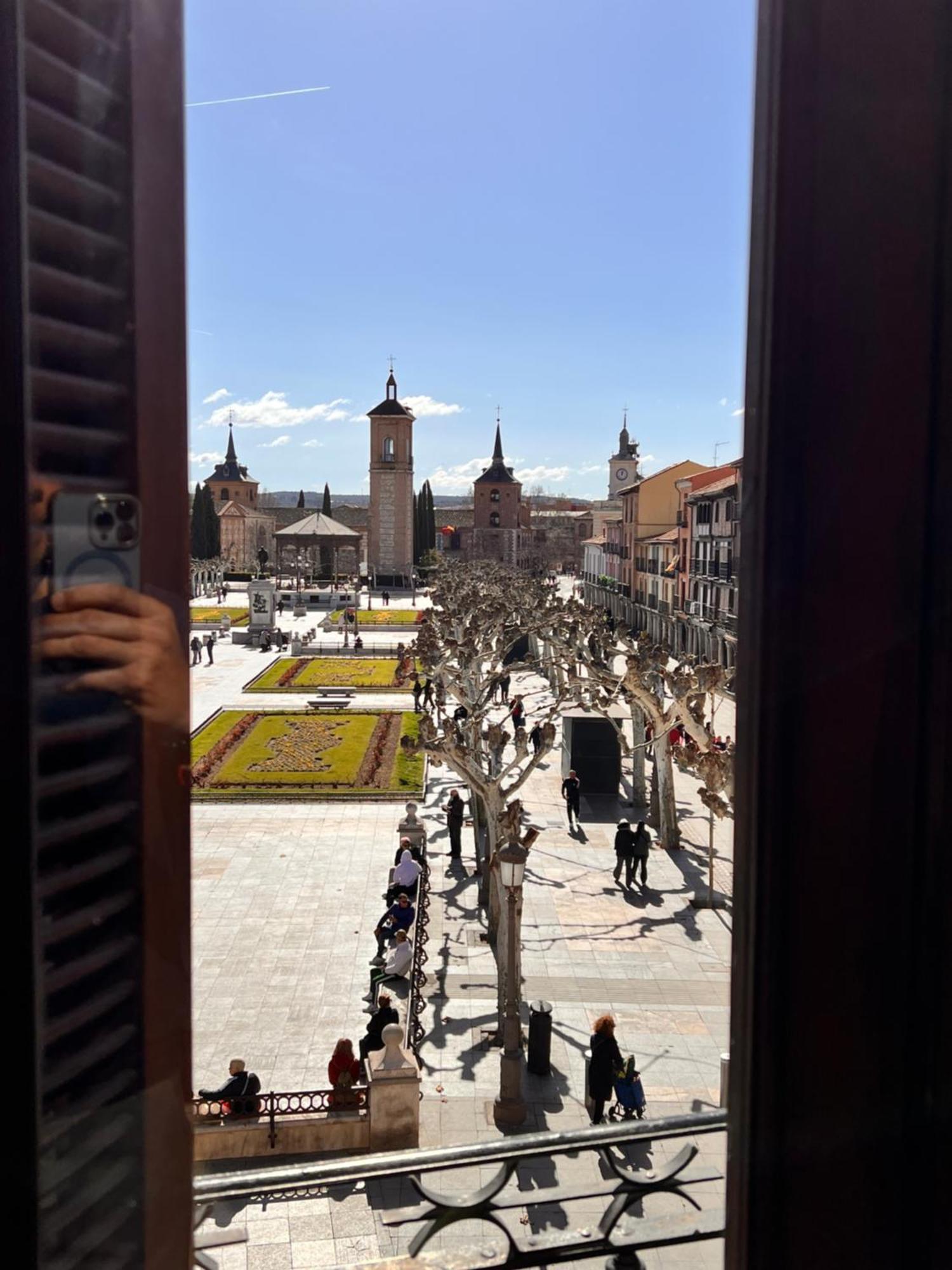 Sonar En La Plaza Cervantes 1 Алькала-де-Енарес Екстер'єр фото