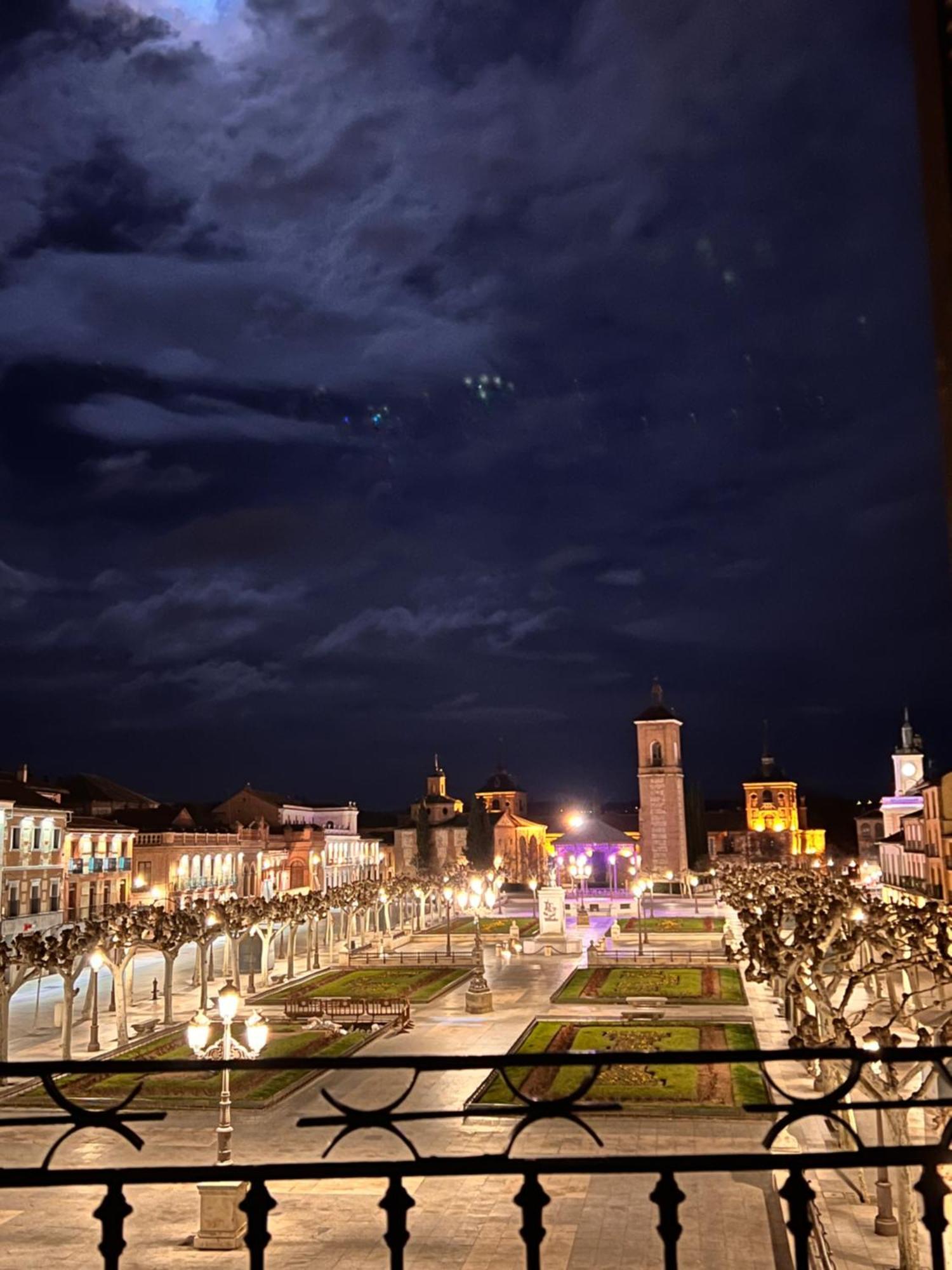Sonar En La Plaza Cervantes 1 Алькала-де-Енарес Екстер'єр фото